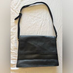 LIKE NEW KATE SPADE SATURDAY BLACK DOUBLE FLAP PURSE WITH STAR LINING